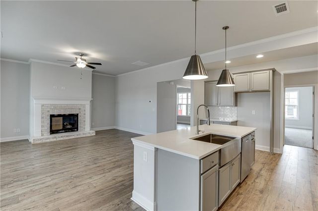 196 Oakdale Road, Jefferson, GA 30549