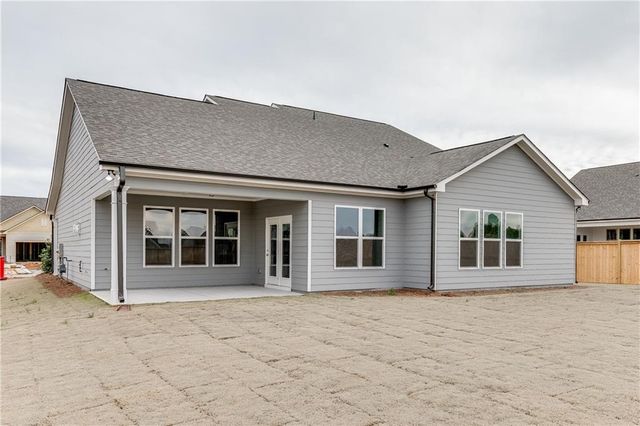 196 Oakdale Road, Jefferson, GA 30549