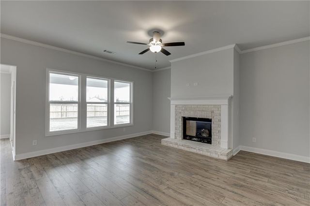 196 Oakdale Road, Jefferson, GA 30549