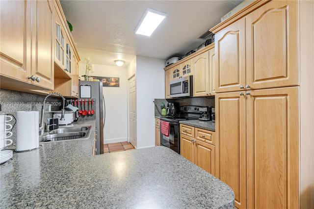 11600 SW 181st Ter, Miami, FL 33157