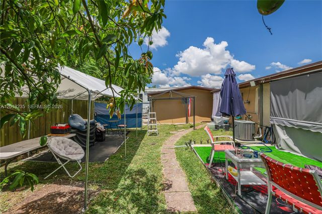 11600 SW 181st Ter, Miami, FL 33157