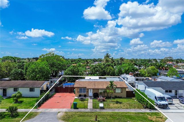 11600 SW 181st Ter, Miami, FL 33157
