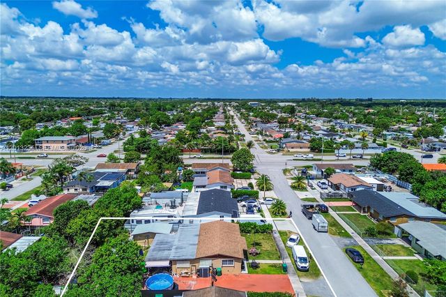 11600 SW 181st Ter, Miami, FL 33157