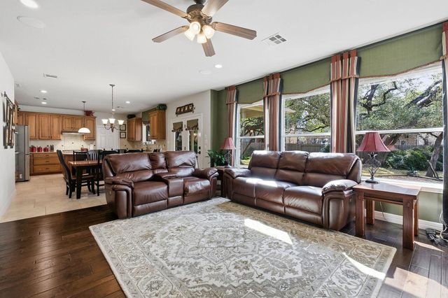 9916 Royal New Kent DR, Austin, TX 78717