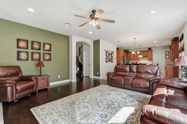 9916 Royal New Kent DR, Austin, TX 78717