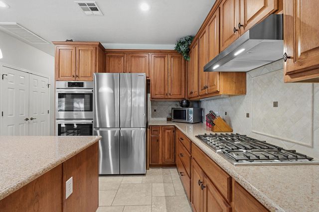 9916 Royal New Kent DR, Austin, TX 78717