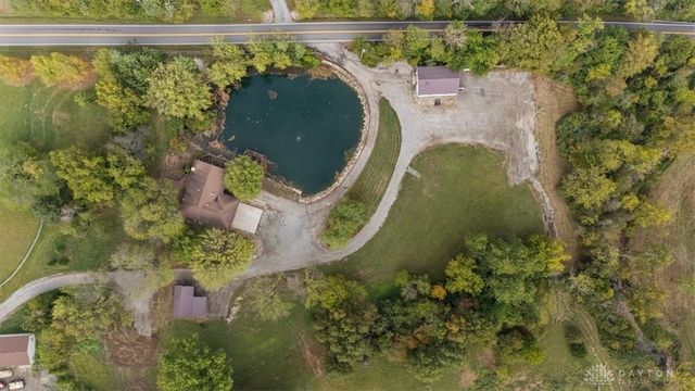 6069 Middleboro Road, Blanchester, OH 45107