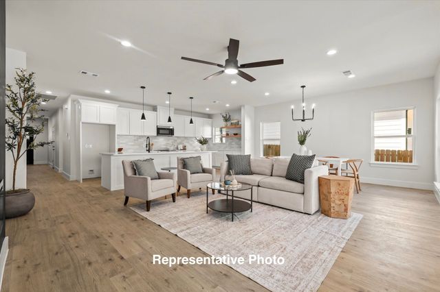 941 Robinhood Boulevard, Mesquite, TX 75149