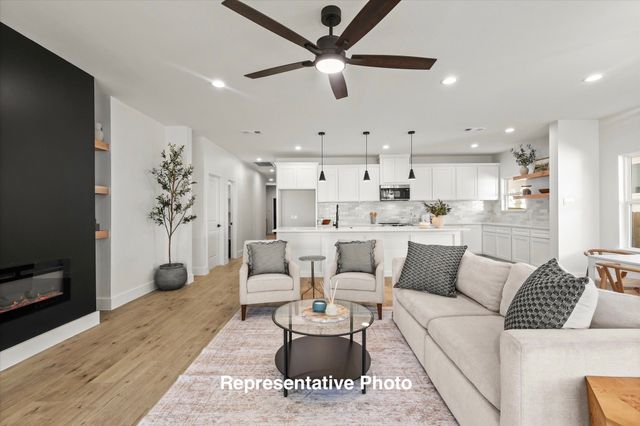 941 Robinhood Boulevard, Mesquite, TX 75149