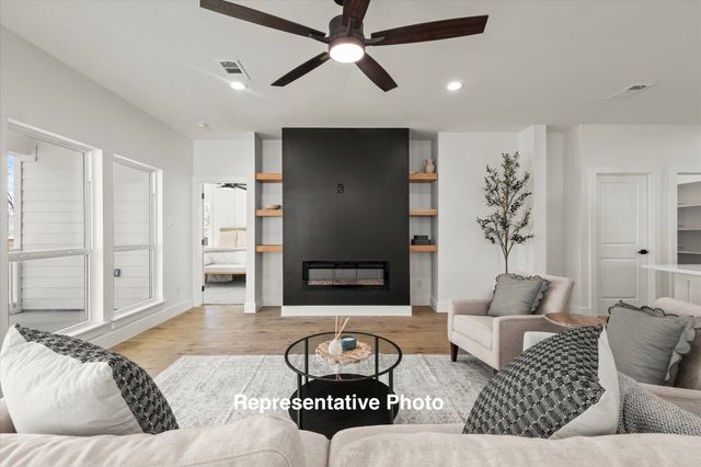 941 Robinhood Boulevard, Mesquite, TX 75149