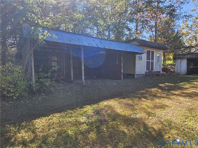 37 Bear Branch Rd, Cumberland, VA 23901