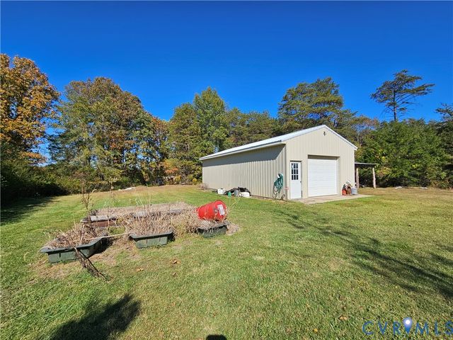 37 Bear Branch Rd, Cumberland, VA 23901