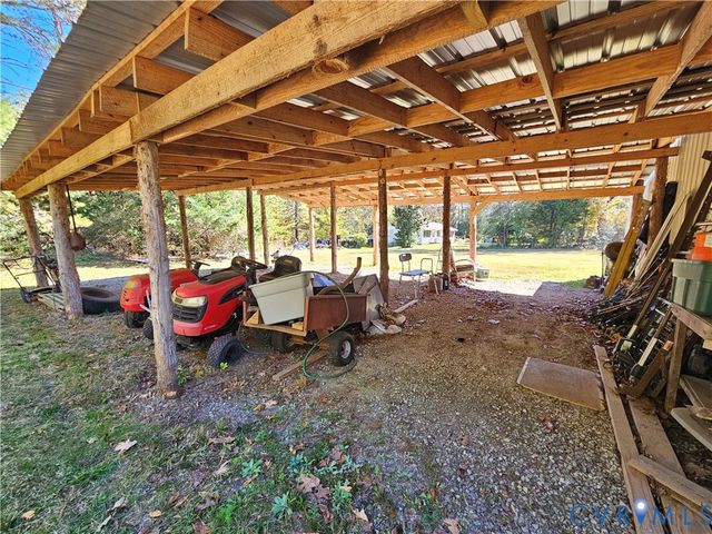 37 Bear Branch Rd, Cumberland, VA 23901