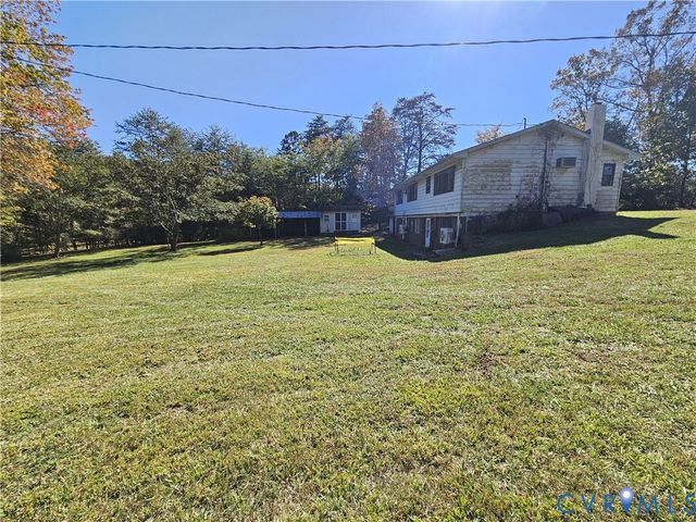 37 Bear Branch Rd, Cumberland, VA 23901
