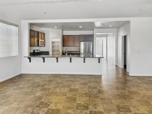 6389 W Pico Avenue, Fresno, CA 93723