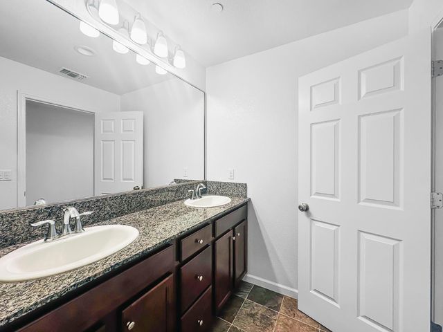 6389 W Pico Avenue, Fresno, CA 93723