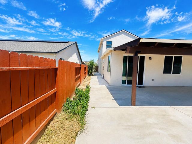 6389 W Pico Avenue, Fresno, CA 93723