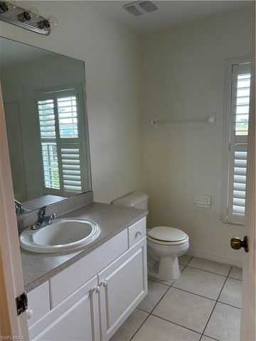 1229 NE 4th AVE # 1, Cape Coral, FL 33909