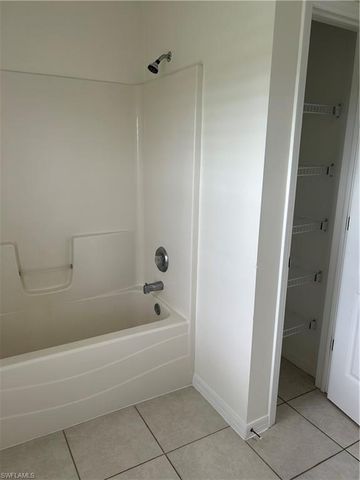 1229 NE 4th AVE # 1, Cape Coral, FL 33909