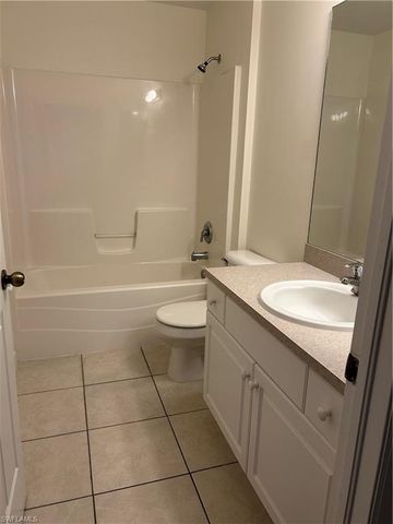 1229 NE 4th AVE # 1, Cape Coral, FL 33909
