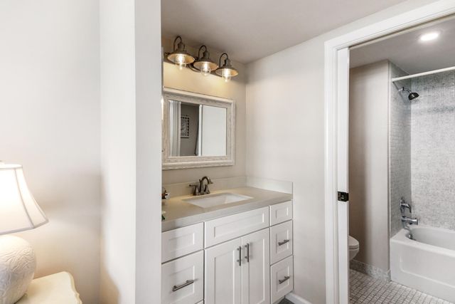 5480 N Ocean Drive A1d, Singer Island, FL 33404