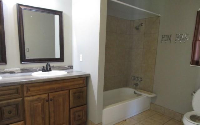 125 GAYVEN Drive, Pineville, LA 71360