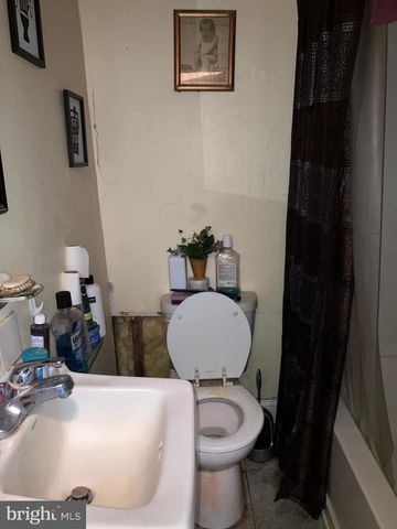 2516 S 6TH ST, Philadelphia, PA 19148