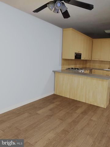 2516 S 6TH ST, Philadelphia, PA 19148