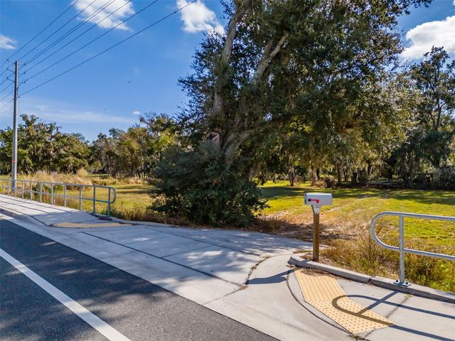 815 E SAM ALLEN ROAD, Plant City, FL 33563