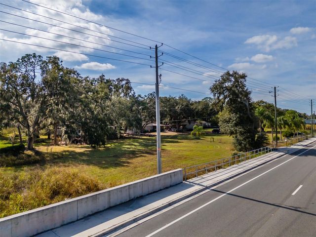 815 E SAM ALLEN ROAD, Plant City, FL 33563