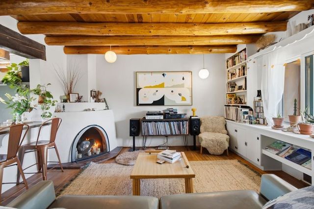 1391 Santa Rosa, Santa Fe, NM 87505