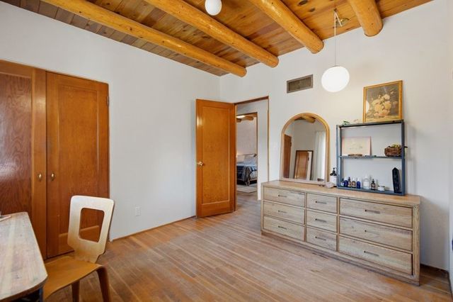 1391 Santa Rosa, Santa Fe, NM 87505