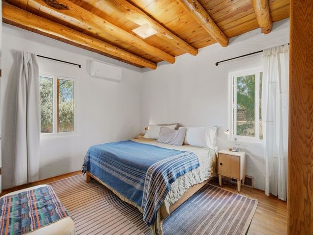 1391 Santa Rosa, Santa Fe, NM 87505