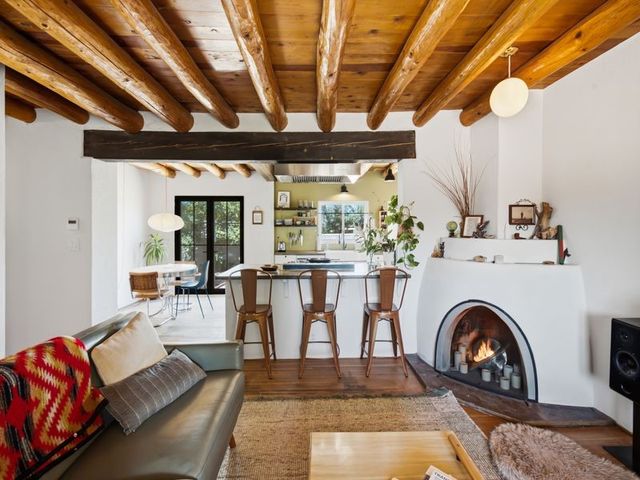1391 Santa Rosa, Santa Fe, NM 87505