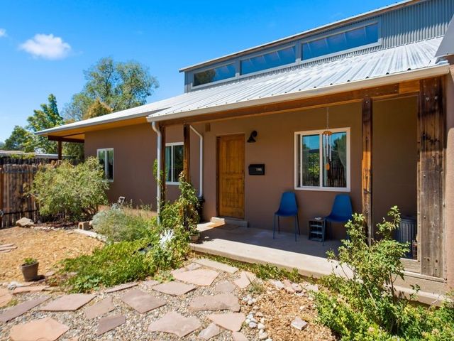 1391 Santa Rosa, Santa Fe, NM 87505