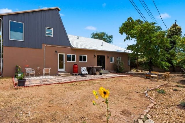 1391 Santa Rosa, Santa Fe, NM 87505