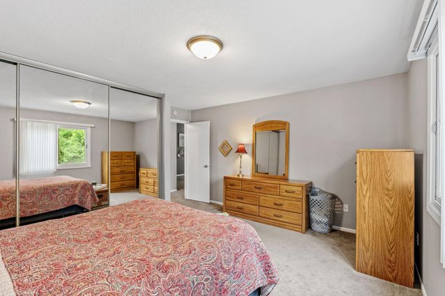 3980 Orchid Lane N, Plymouth, MN 55446