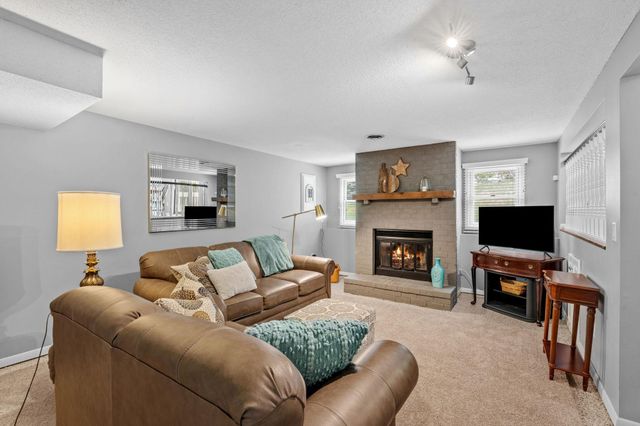 3980 Orchid Lane N, Plymouth, MN 55446