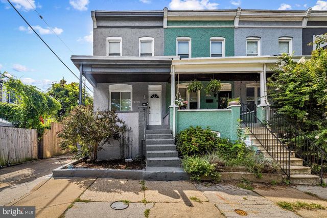 3700 CHESTNUT AVE, Baltimore, MD 21211