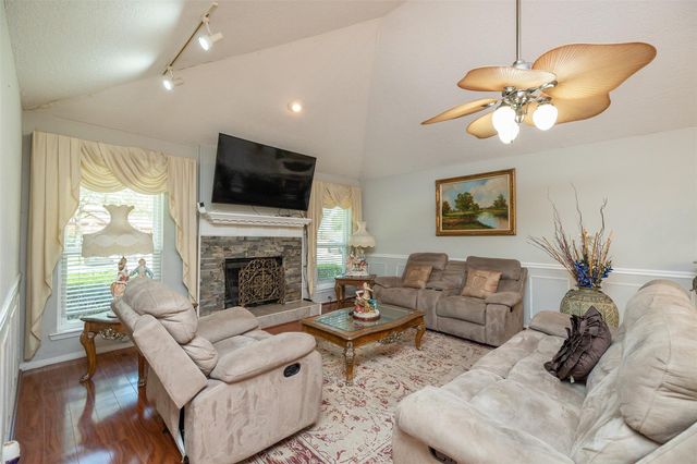 8102 Tall Firs Lane, Houston, TX 77095