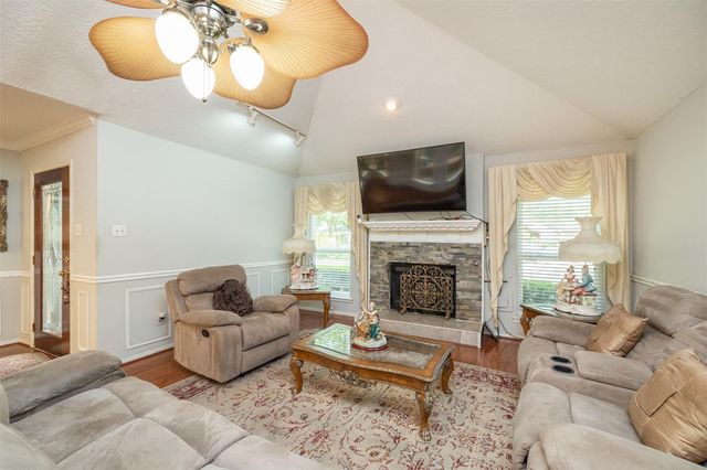 8102 Tall Firs Lane, Houston, TX 77095