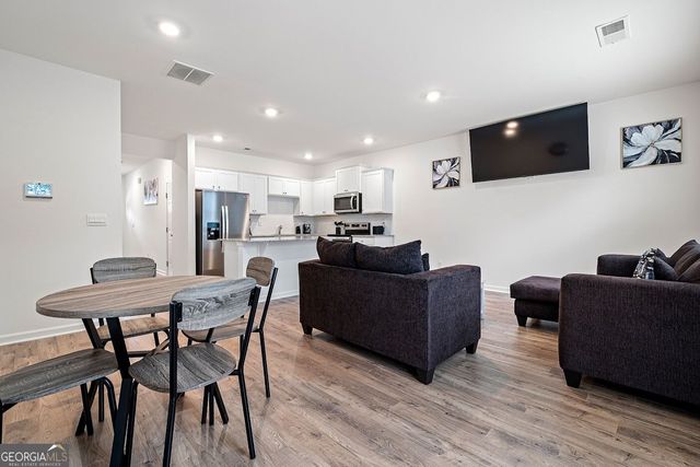 1396 Sweetshrub Place NW, Atlanta, GA 30318