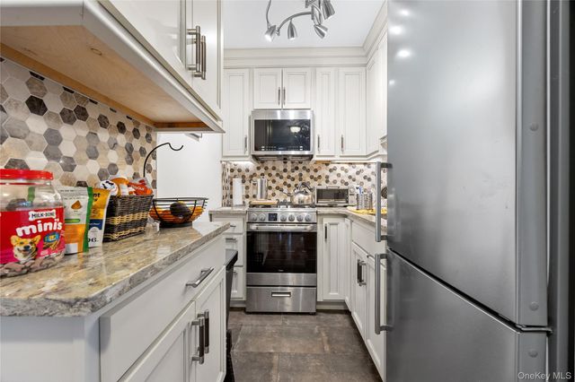 6200 Riverdale Avenue 7J, Bronx, NY 10471