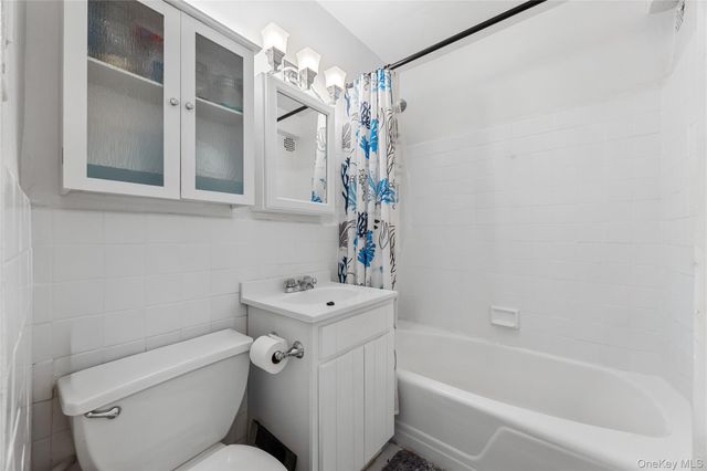 6200 Riverdale Avenue 7J, Bronx, NY 10471