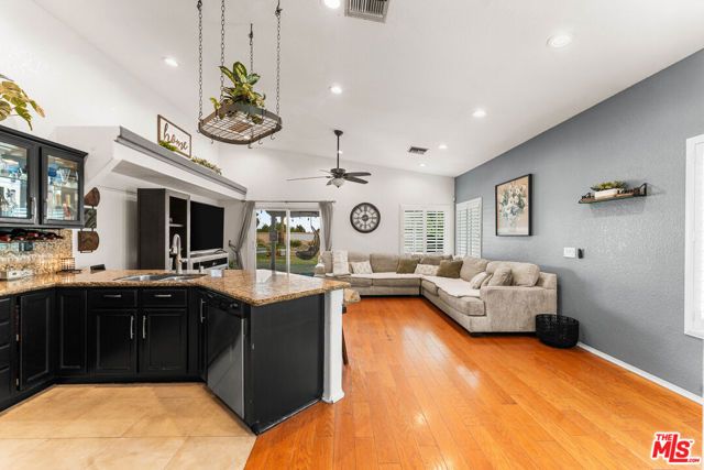 4619 Cinnabar Avenue, Palmdale, CA 93551