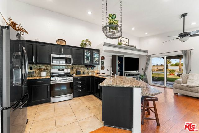 4619 Cinnabar Avenue, Palmdale, CA 93551