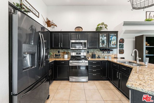4619 Cinnabar Avenue, Palmdale, CA 93551