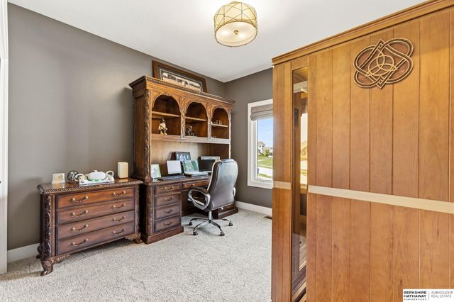 10514 S 103rd Street, Papillion, NE 68046