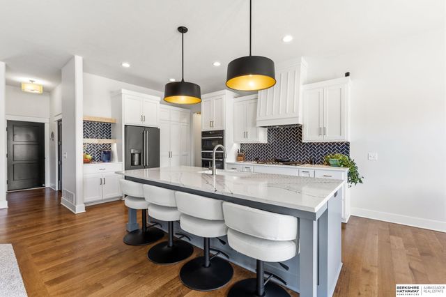 10514 S 103rd Street, Papillion, NE 68046