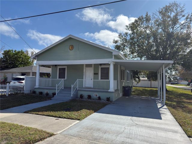 2528 W SAINT JOHN STREET, Tampa, FL 33607